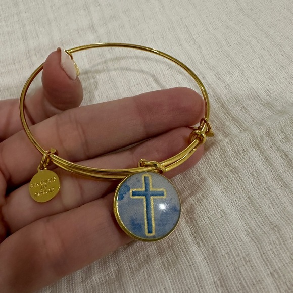 NWOT Alex & Ani Cross Bracelet - Picture 3 of 4